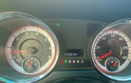 Dodge Caravan V, 2011 год, 1 299 000 рублей, 4 фотография