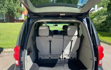 Dodge Caravan V, 2011 год, 1 299 000 рублей, 15 фотография