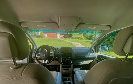 Dodge Caravan V, 2011 год, 1 299 000 рублей, 8 фотография