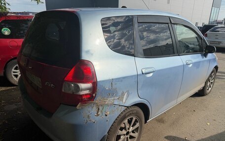 Honda Fit III, 2001 год, 185 000 рублей, 2 фотография