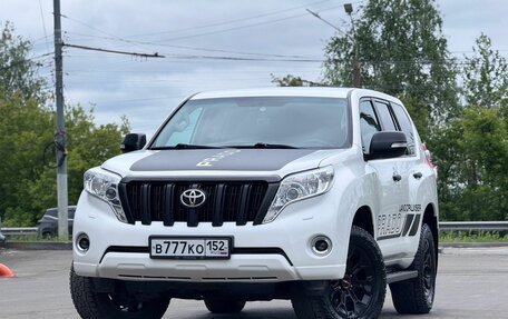 Toyota Land Cruiser Prado 150 рестайлинг 2, 2016 год, 3 199 000 рублей, 1 фотография