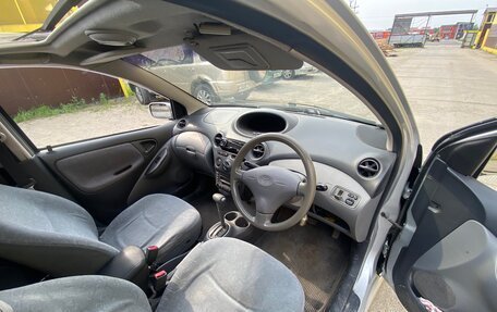 Toyota Vitz, 1999 год, 480 000 рублей, 2 фотография