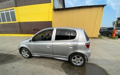 Toyota Vitz, 1999 год, 480 000 рублей, 8 фотография