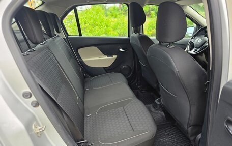 Renault Logan II, 2018 год, 850 000 рублей, 13 фотография