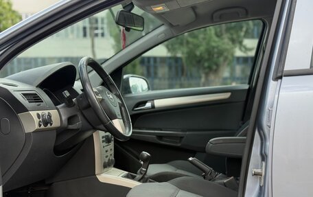 Opel Astra H, 2007 год, 550 000 рублей, 14 фотография