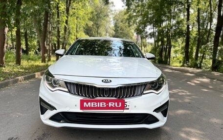 KIA Optima IV, 2019 год, 1 670 000 рублей, 2 фотография