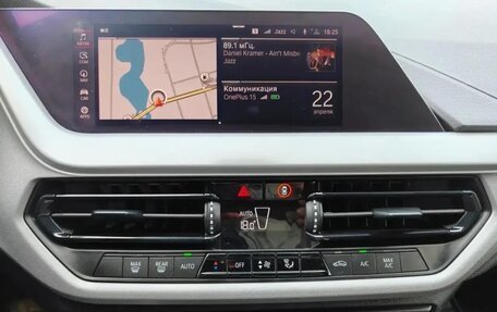BMW 1 серия, 2021 год, 1 899 000 рублей, 17 фотография