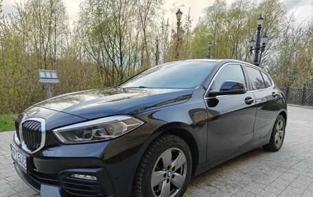 BMW 1 серия, 2021 год, 1 899 000 рублей, 23 фотография