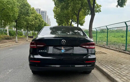 Volkswagen Lavida, 2022 год, 1 050 000 рублей, 5 фотография