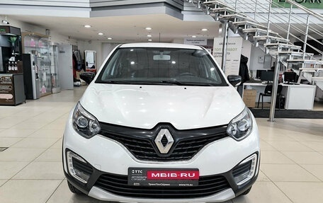 Renault Kaptur I рестайлинг, 2017 год, 1 230 000 рублей, 2 фотография