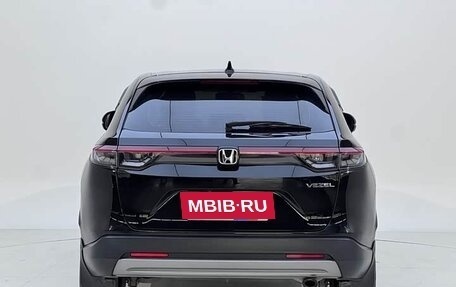 Honda Vezel, 2022 год, 1 630 000 рублей, 4 фотография