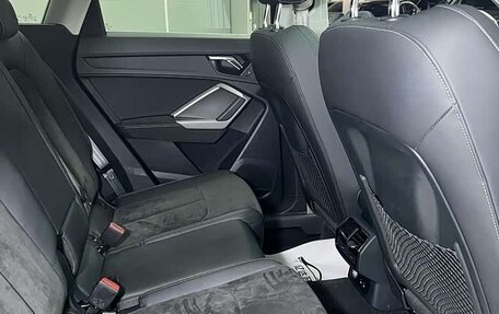 Audi Q3, 2022 год, 2 260 000 рублей, 20 фотография