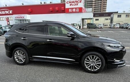 Toyota Harrier, 2017 год, 2 050 000 рублей, 5 фотография