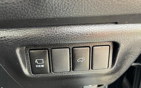 Toyota Harrier, 2017 год, 2 050 000 рублей, 21 фотография