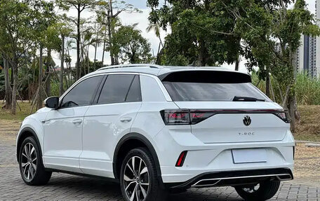Volkswagen T-Roc I, 2022 год, 1 520 004 рублей, 7 фотография
