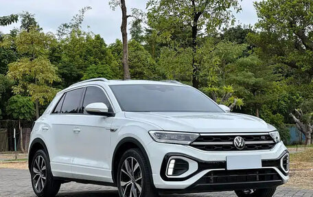 Volkswagen T-Roc I, 2022 год, 1 520 004 рублей, 4 фотография
