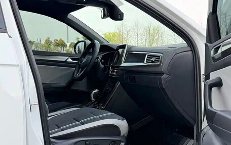 Volkswagen T-Roc I, 2022 год, 1 520 004 рублей, 18 фотография