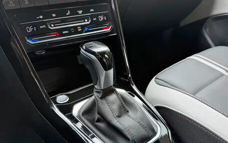 Volkswagen T-Roc I, 2022 год, 1 520 004 рублей, 17 фотография