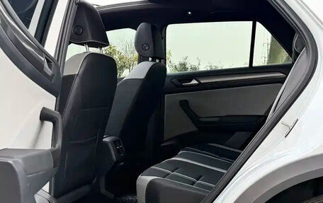 Volkswagen T-Roc I, 2022 год, 1 520 004 рублей, 20 фотография