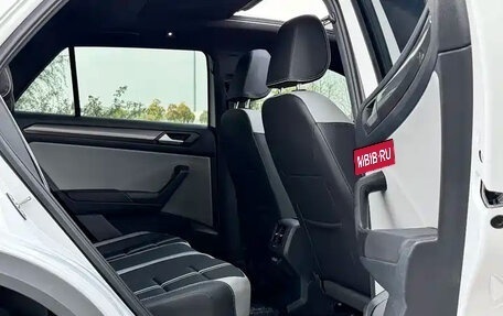 Volkswagen T-Roc I, 2022 год, 1 520 004 рублей, 22 фотография