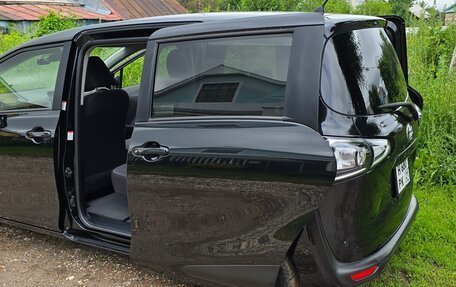 Toyota Sienta II, 2022 год, 1 500 000 рублей, 25 фотография