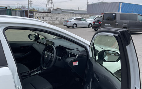 Toyota Corolla, 2022 год, 1 850 000 рублей, 5 фотография