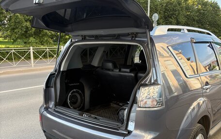Mitsubishi Outlander III рестайлинг 3, 2008 год, 920 000 рублей, 3 фотография