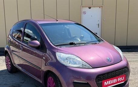 Peugeot 107 I рестайлинг, 2012 год, 450 000 рублей, 2 фотография