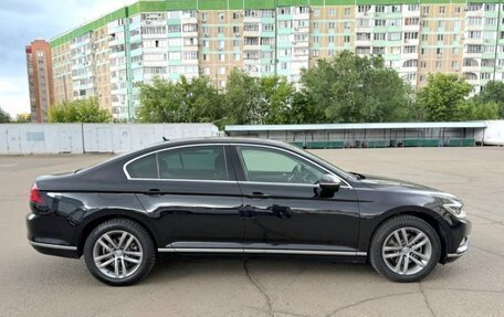 Volkswagen Passat B8 рестайлинг, 2018 год, 1 940 000 рублей, 8 фотография