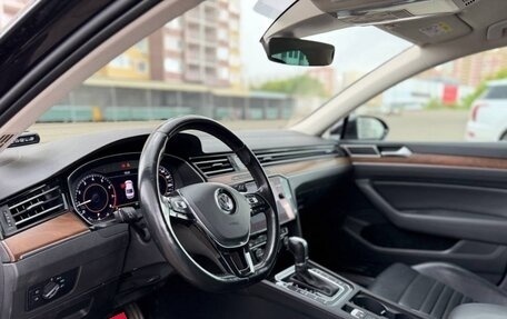 Volkswagen Passat B8 рестайлинг, 2018 год, 1 940 000 рублей, 9 фотография