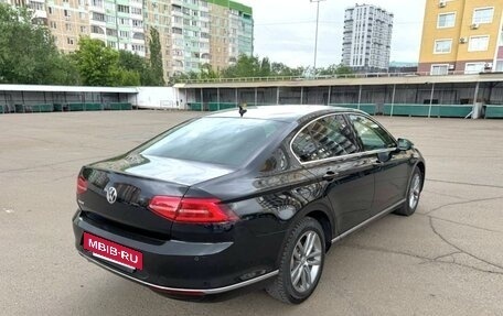 Volkswagen Passat B8 рестайлинг, 2018 год, 1 940 000 рублей, 2 фотография