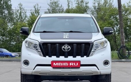 Toyota Land Cruiser Prado 150 рестайлинг 2, 2016 год, 3 199 000 рублей, 2 фотография