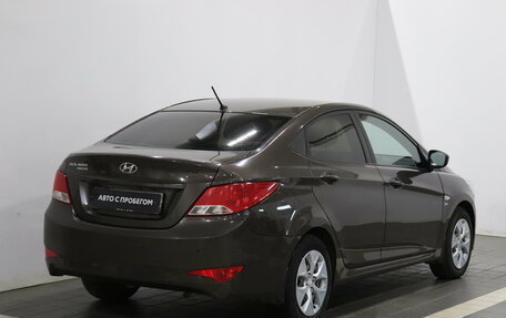 Hyundai Solaris II рестайлинг, 2016 год, 1 000 000 рублей, 3 фотография