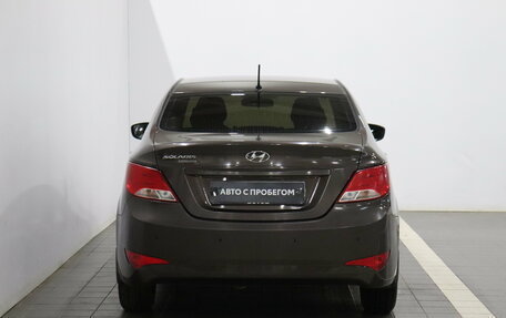Hyundai Solaris II рестайлинг, 2016 год, 1 000 000 рублей, 4 фотография