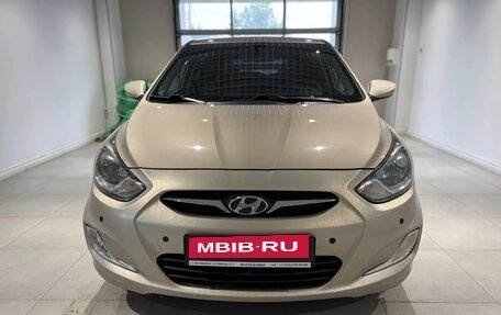 Hyundai Solaris II рестайлинг, 2013 год, 850 000 рублей, 2 фотография