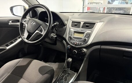 Hyundai Solaris II рестайлинг, 2013 год, 850 000 рублей, 7 фотография