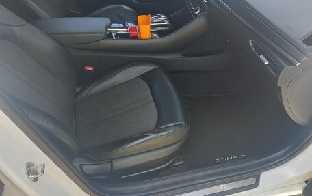 Hyundai Sonata VIII, 2020 год, 1 700 000 рублей, 10 фотография