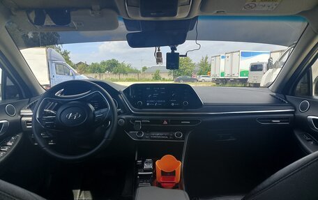 Hyundai Sonata VIII, 2020 год, 1 700 000 рублей, 11 фотография