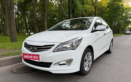 Hyundai Solaris II рестайлинг, 2016 год, 1 050 000 рублей, 2 фотография