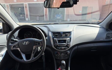 Hyundai Solaris II рестайлинг, 2016 год, 1 050 000 рублей, 9 фотография