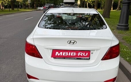 Hyundai Solaris II рестайлинг, 2016 год, 1 050 000 рублей, 5 фотография