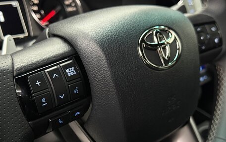 Toyota Hilux VIII, 2025 год, 7 300 000 рублей, 10 фотография