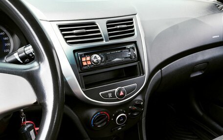 Hyundai Solaris II рестайлинг, 2013 год, 932 000 рублей, 9 фотография