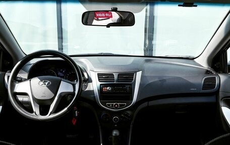 Hyundai Solaris II рестайлинг, 2013 год, 932 000 рублей, 13 фотография