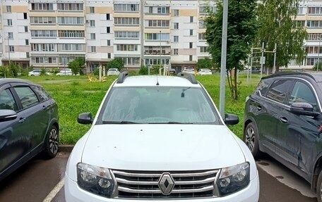 Renault Duster I рестайлинг, 2014 год, 800 000 рублей, 1 фотография