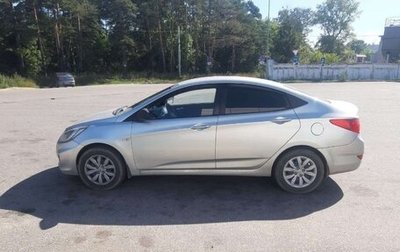 Hyundai Solaris II рестайлинг, 2012 год, 700 000 рублей, 1 фотография
