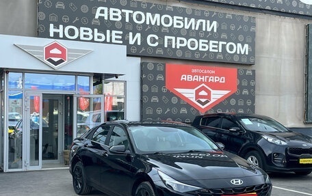 Hyundai Elantra, 2021 год, 2 350 000 рублей, 1 фотография