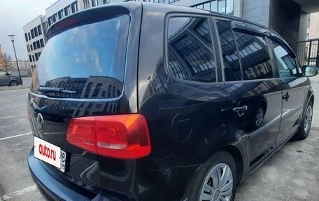 Volkswagen Touran III, 2012 год, 750 000 рублей, 11 фотография