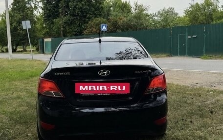 Hyundai Solaris II рестайлинг, 2011 год, 690 000 рублей, 5 фотография