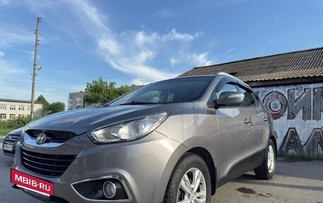 Hyundai ix35 I рестайлинг, 2012 год, 950 000 рублей, 9 фотография